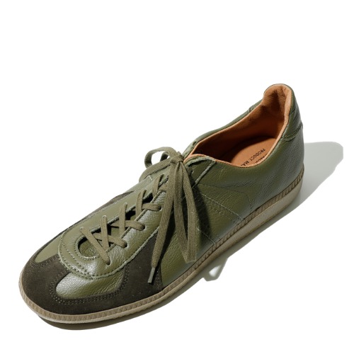 [REPRODUCTION OF FOUND] German Military Trainer (Khaki)