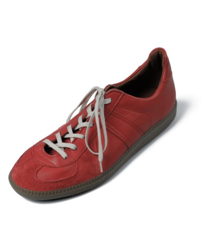[REPRODUCTION OF FOUND] GERMAN MILITARY TRAINER (BRIGHT RED)
