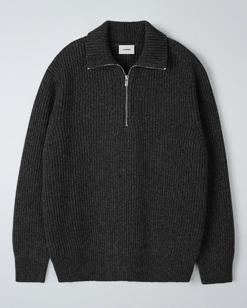 [INTHERAW] NORTHERN HALF ZIP KNIT PULLOVER (CHARCOAL)