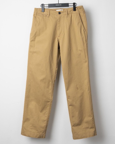 [OURSELVES] ORGANIC COTTON RELAXED CHINO PANTS (BEIGE)